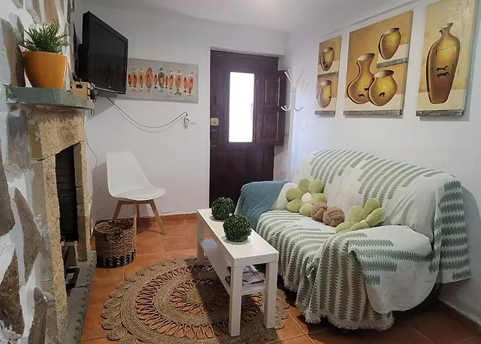 Casa Del Castillo *